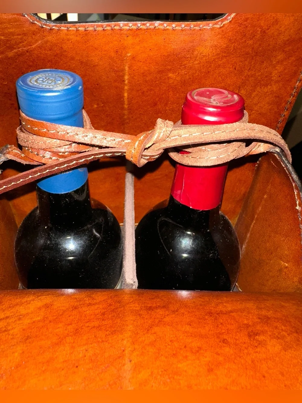 Vintage Genuine Leather 2 Bottle Wine Carrier Cognac Brown w/ Divider And Strap